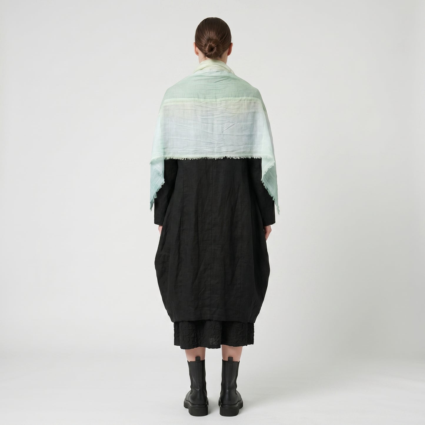 Tri-Color Frayed Linen Scarf