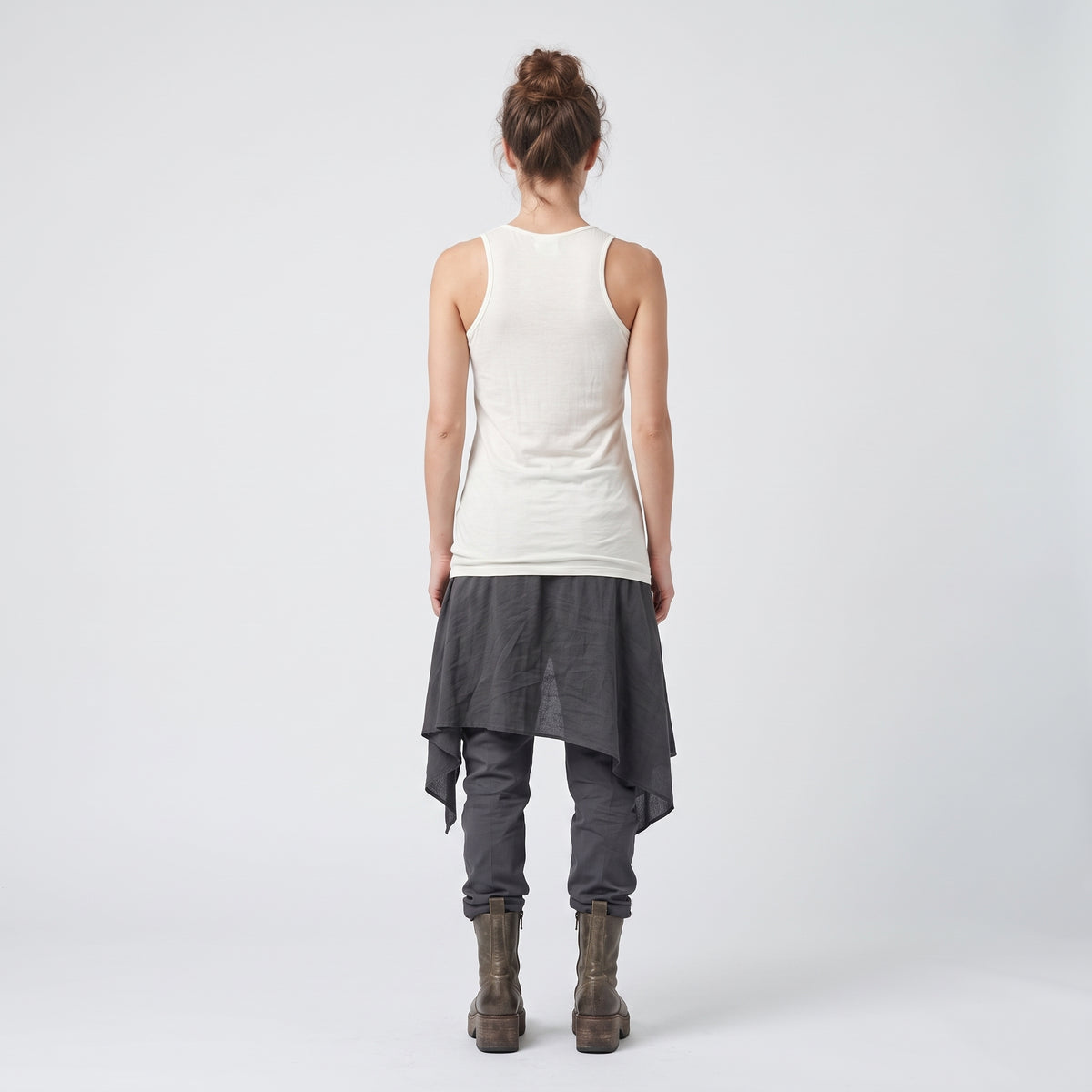 Graphic Print Sleeveless Tank Top