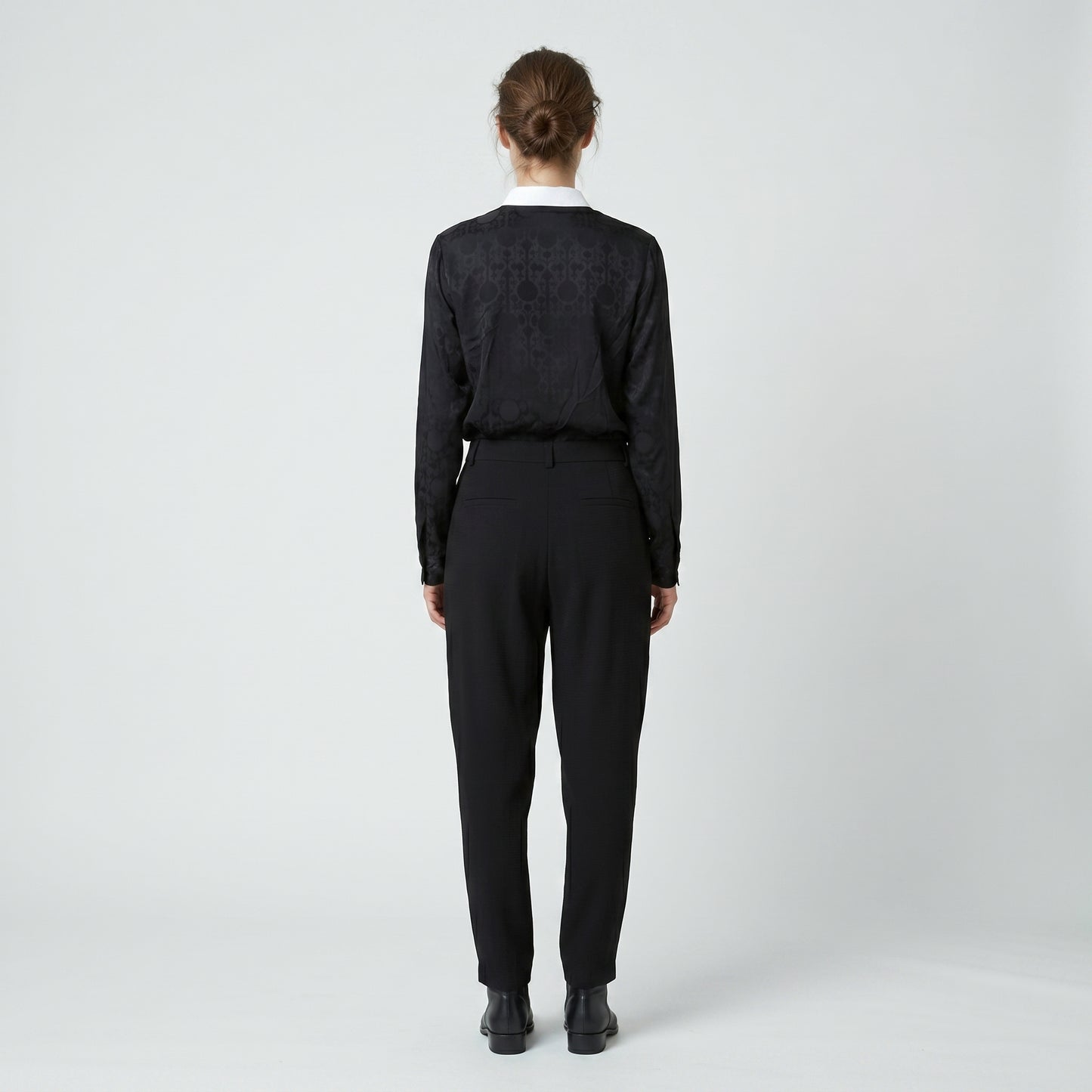 Contrast Collar Jacquard Blouse