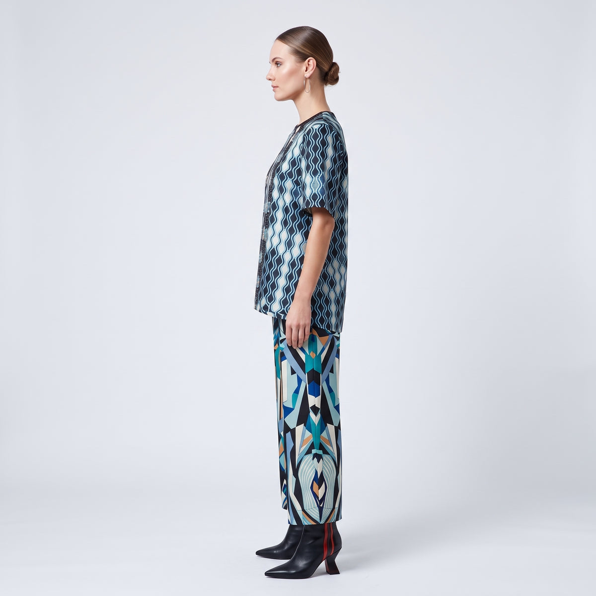 Graphic Print Short Sleeve Top