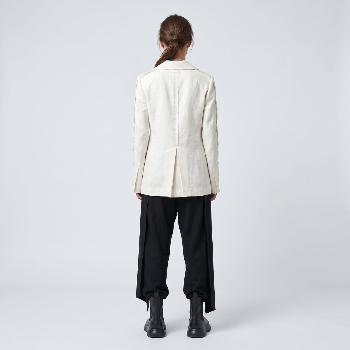 Tailored Off-White Linen Blazer