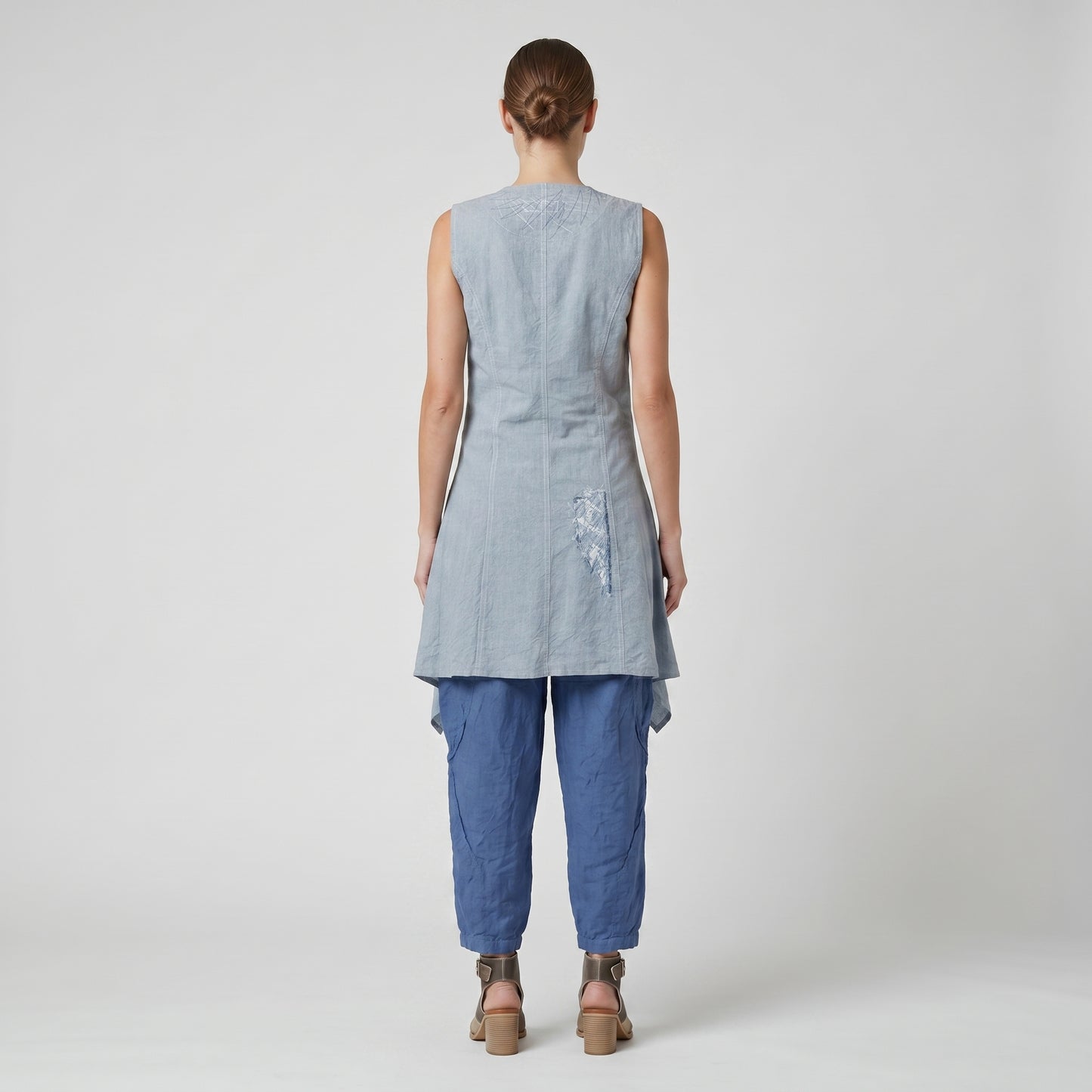 Tailored Printed Linen Vest