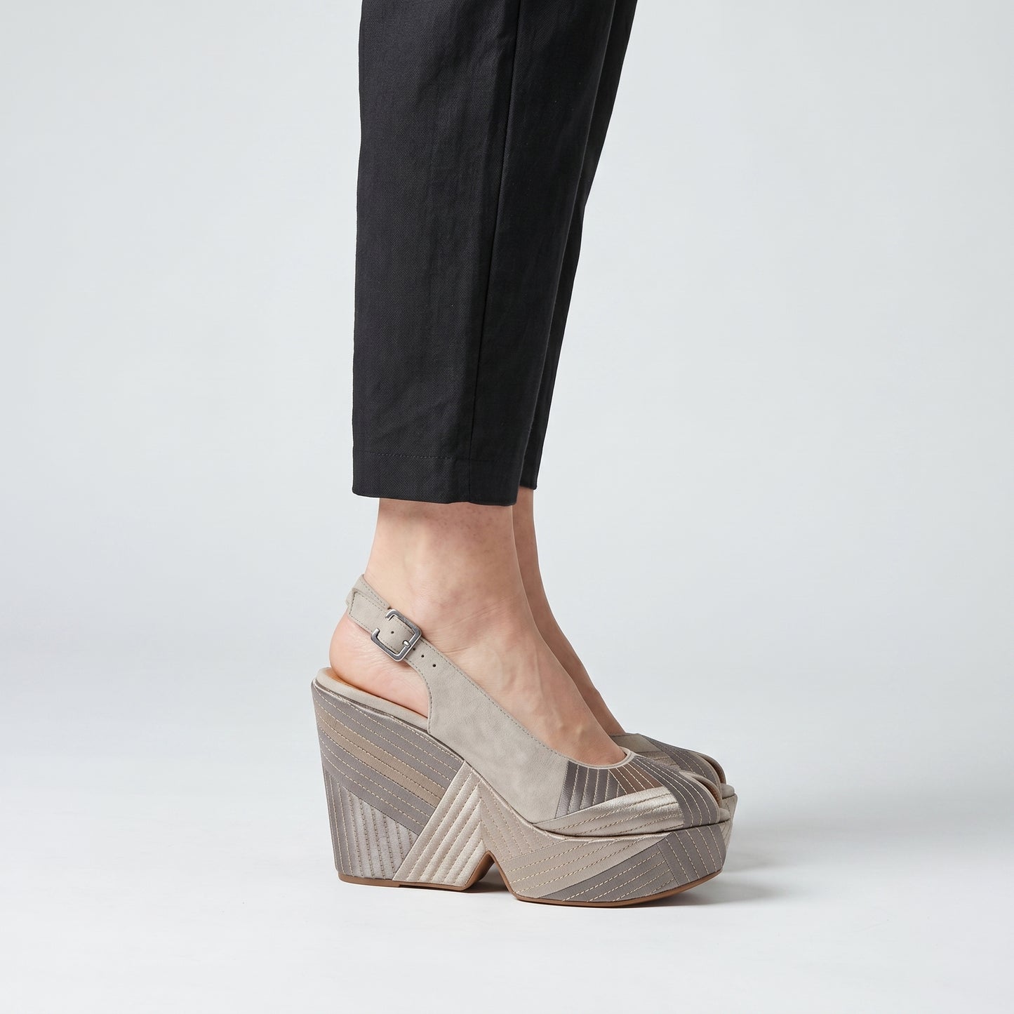 Graphic Wedge Slingback Sandals