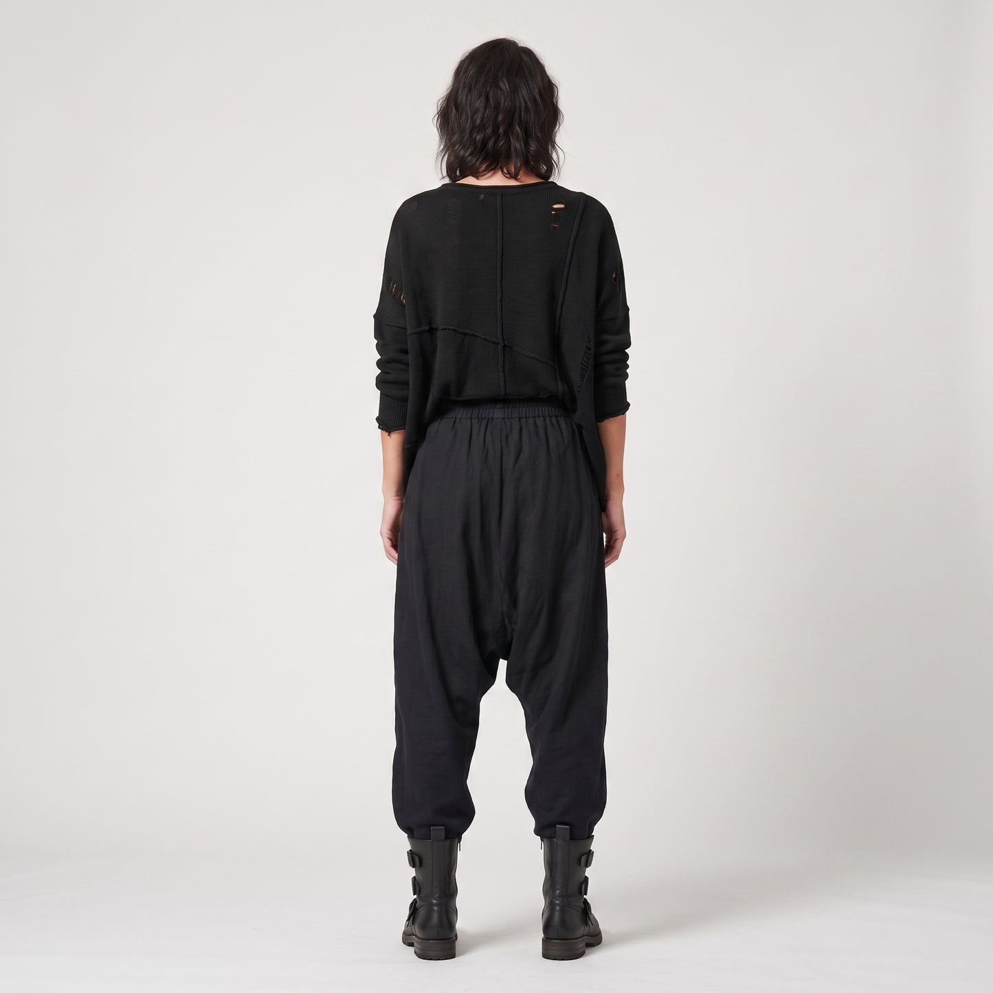 Pleated Cropped Black Trousers