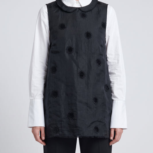 Embroidered Peter Pan Collar Top