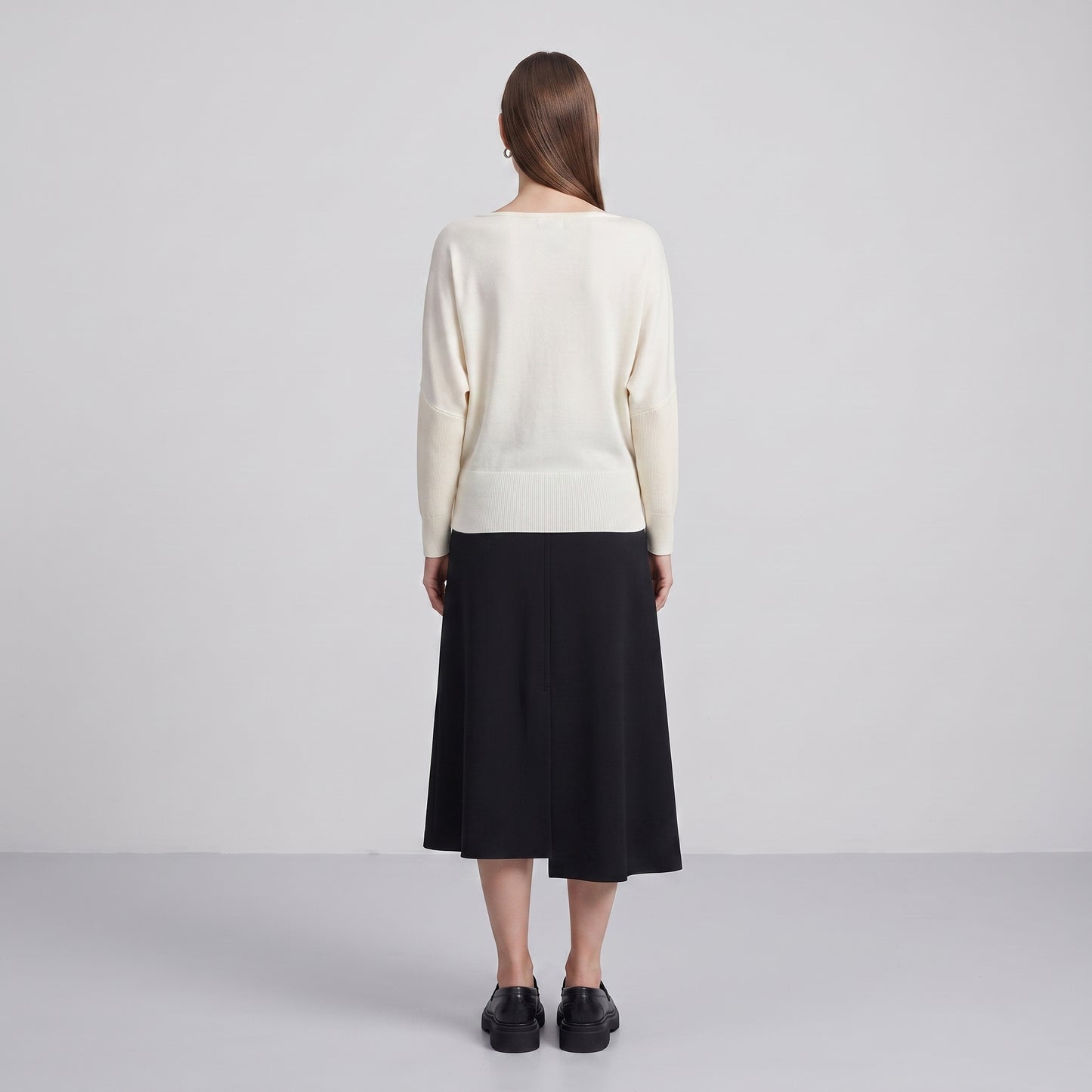 Elegant Boat Neck Knit Sweater