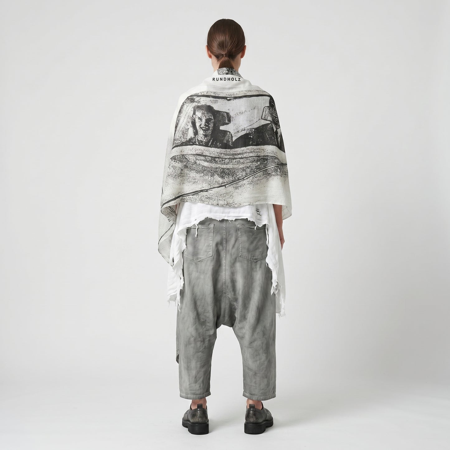 Artistic Graphic Print Scarf