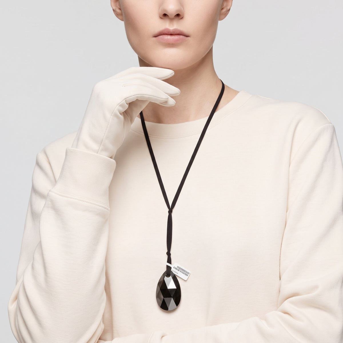 Black Teardrop Pendant Necklace