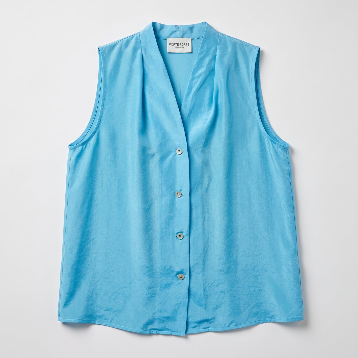 Sleeveless V-Neck Buttoned Blouse
