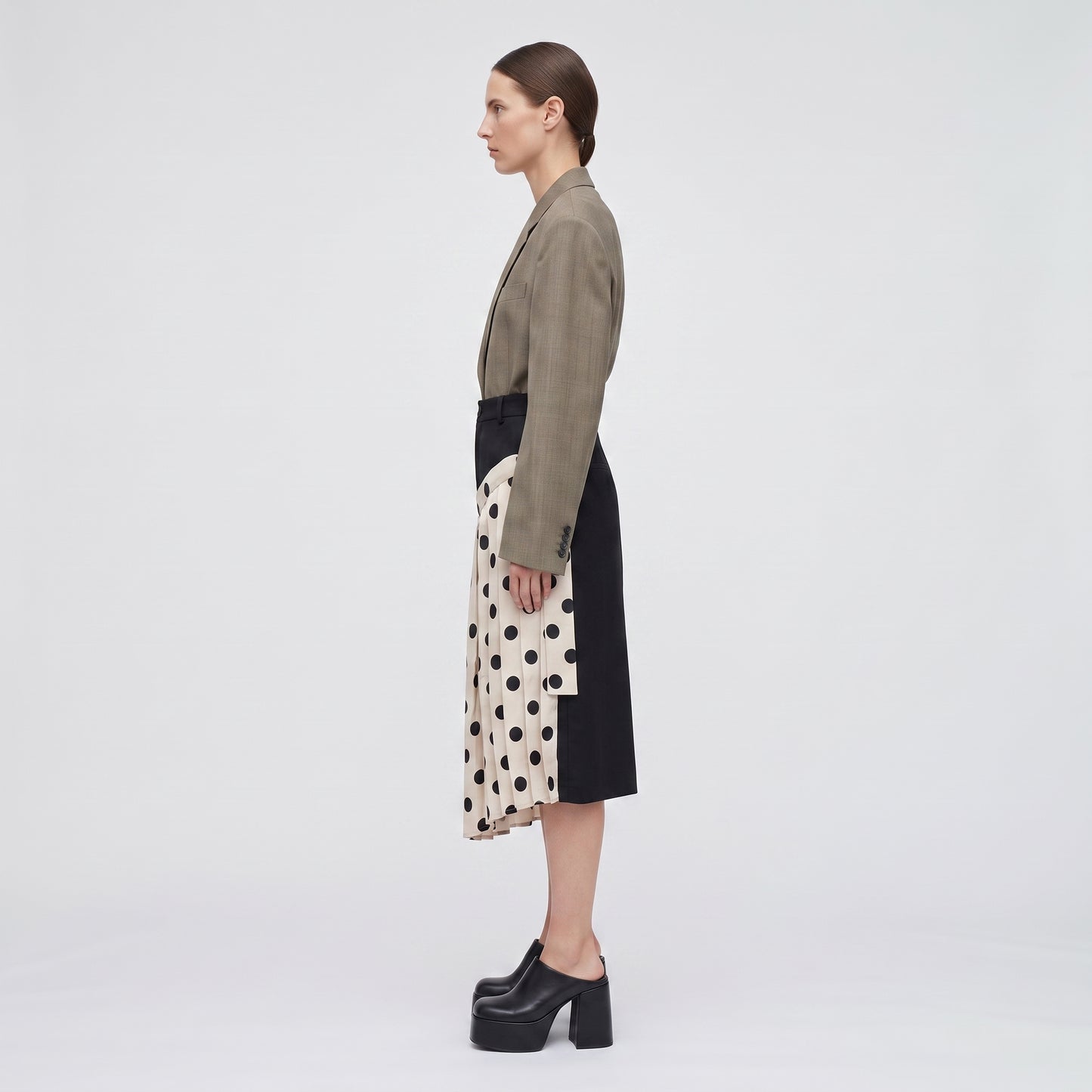 Asymmetric Polka Dot Pleated Skirt