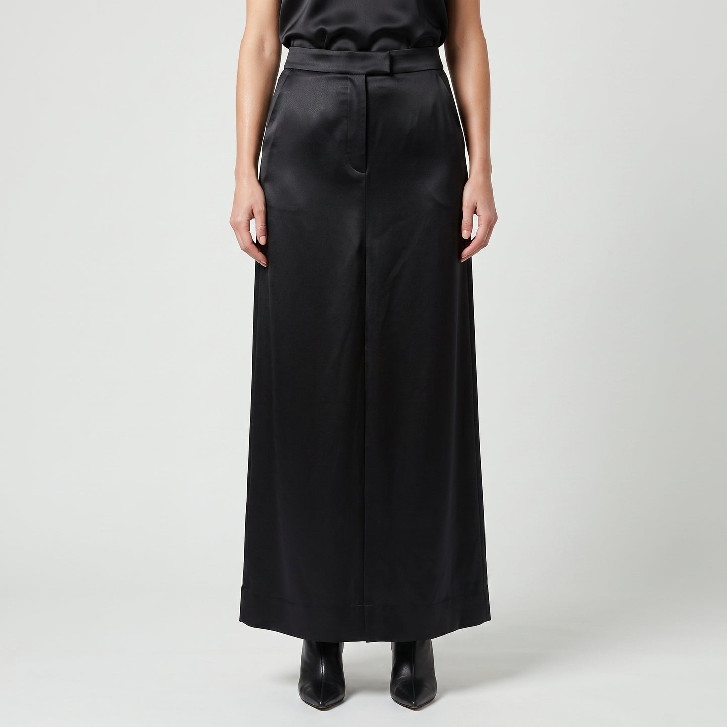 Tailored High-Waisted Black SKIRT
