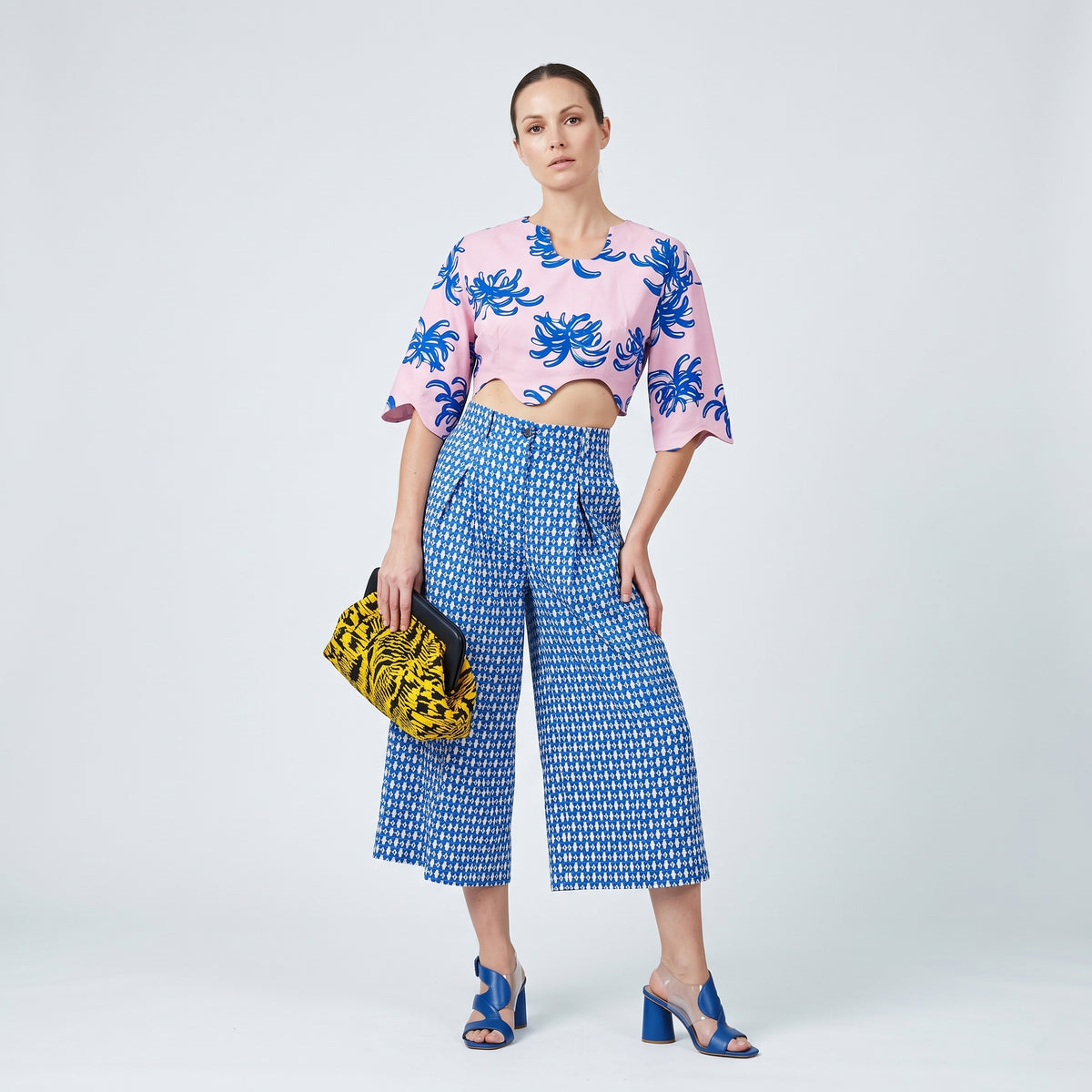 Floral Print Scalloped Cropped Top