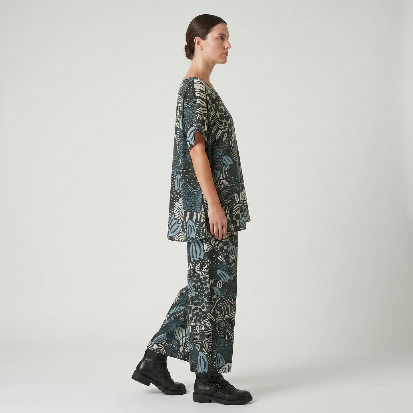 Abstract Print Short Sleeve Top