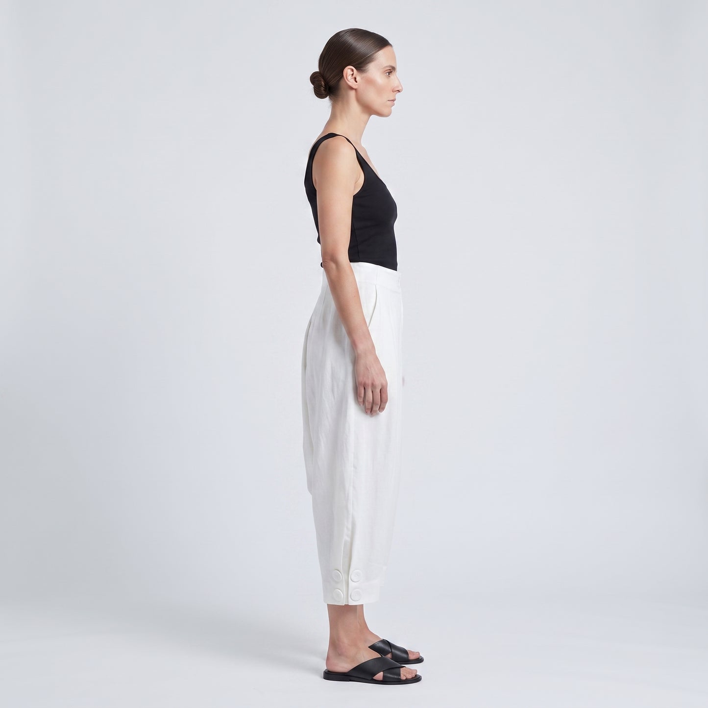 Tailored Linen Cropped Trousers