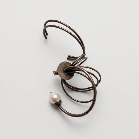 Sculptural Wire Pearl Ear Cuff