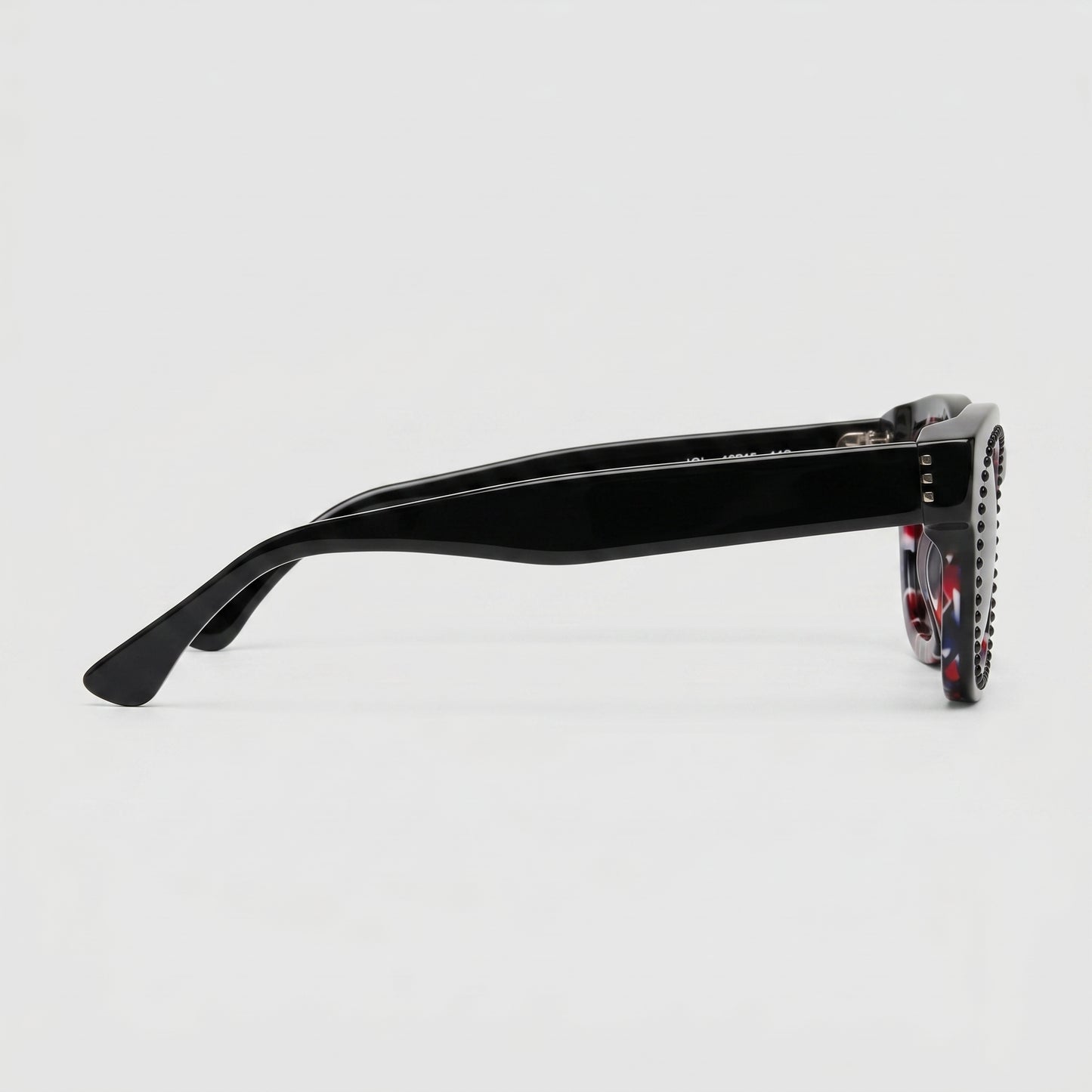 Chic Patterned Rim Sunglasses