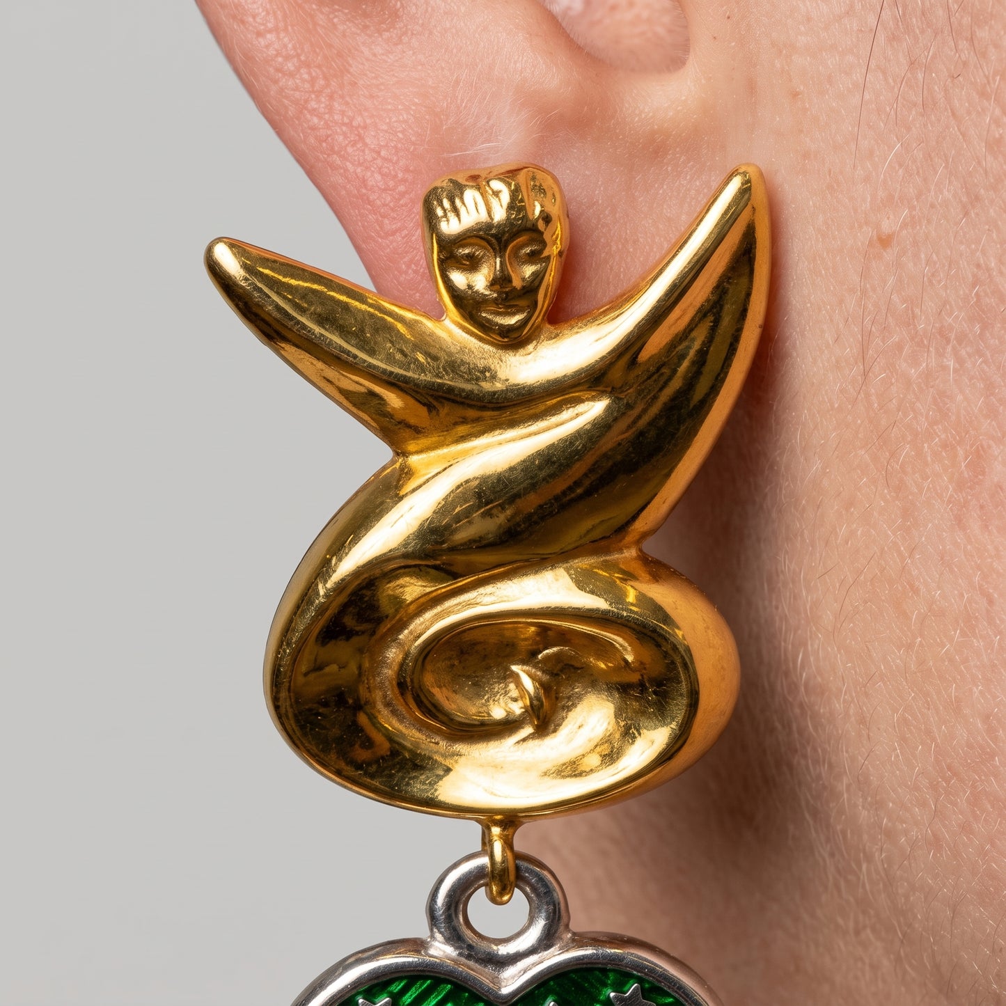 Embossed Figure Heart Drop Earrings