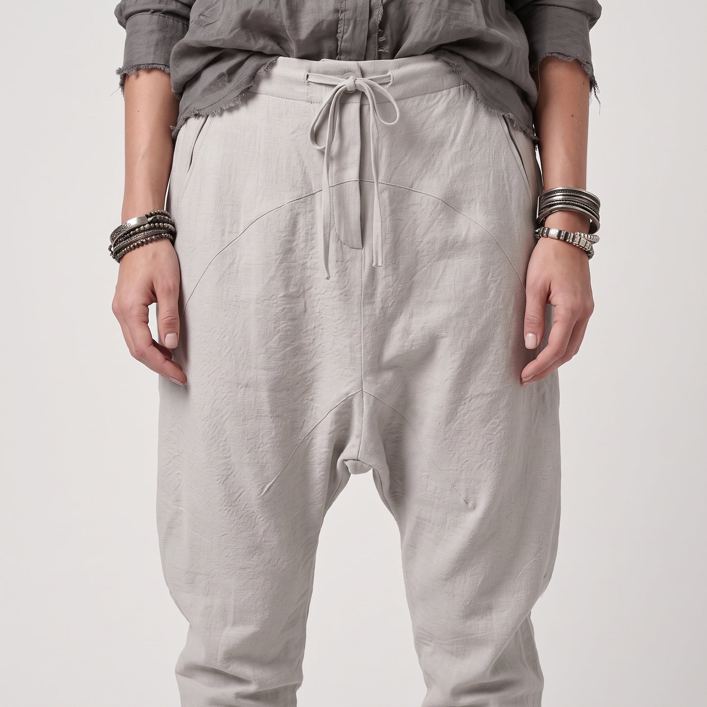 Relaxed Drawstring Linen Tapered Trousers