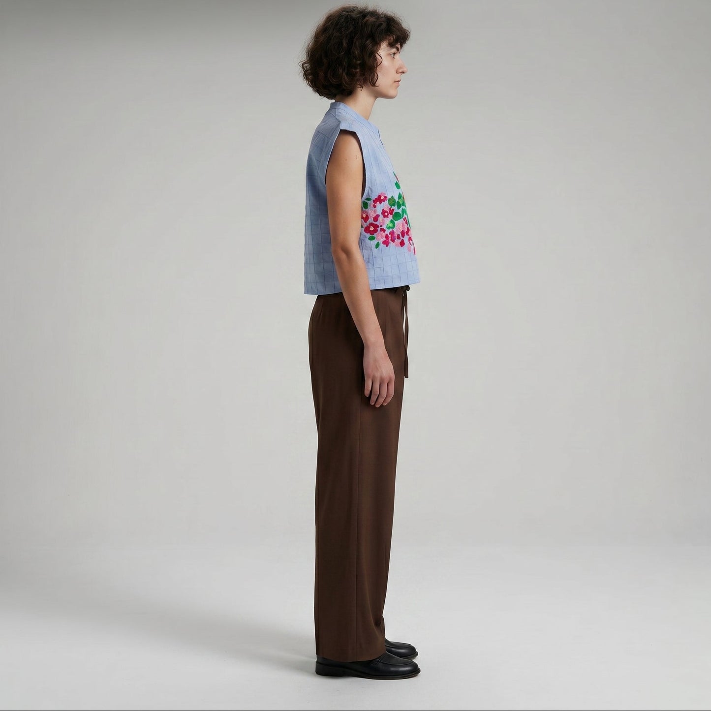 Floral Embroidered Mandarin Collar Vest