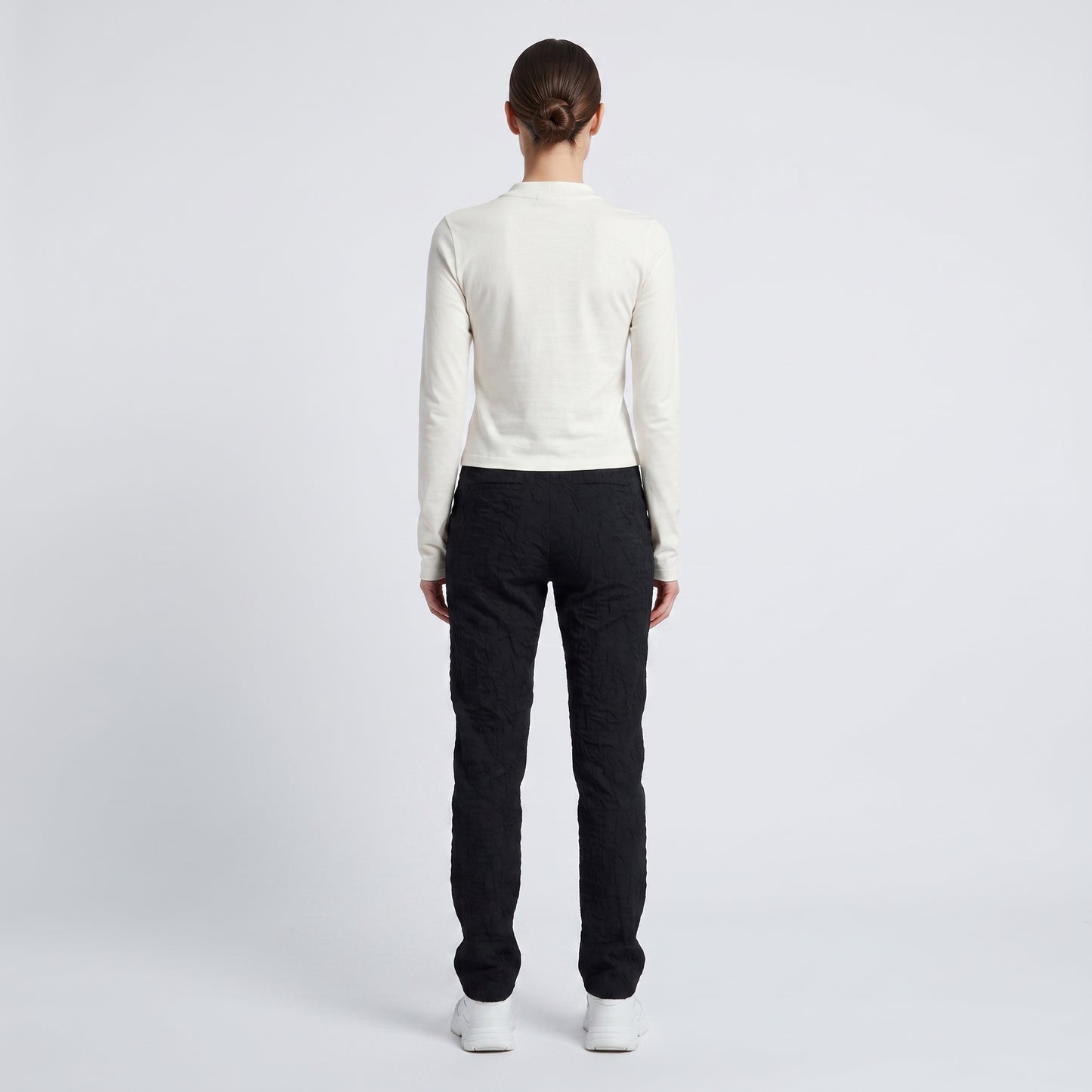 Oyster Graphic Long Sleeve Top
