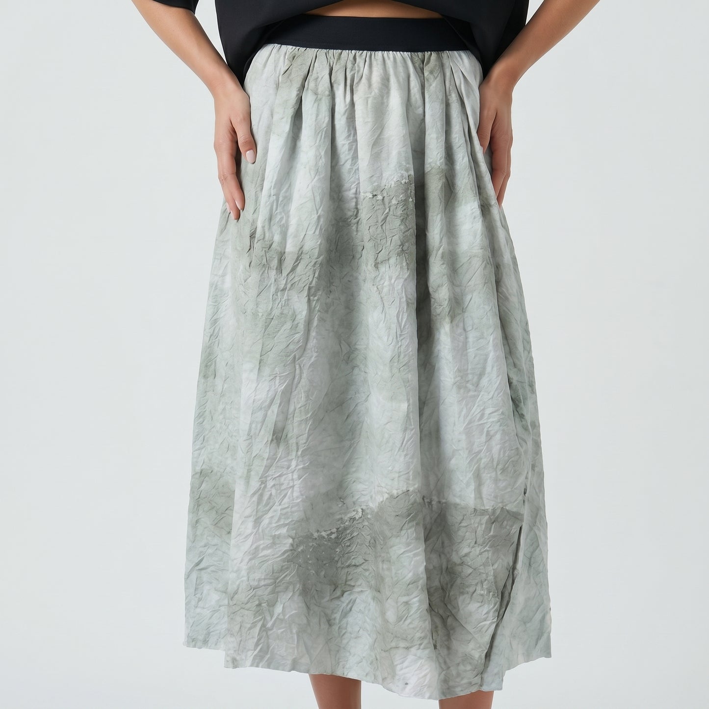 Crinkled Elastic Waist Midi Skirt
