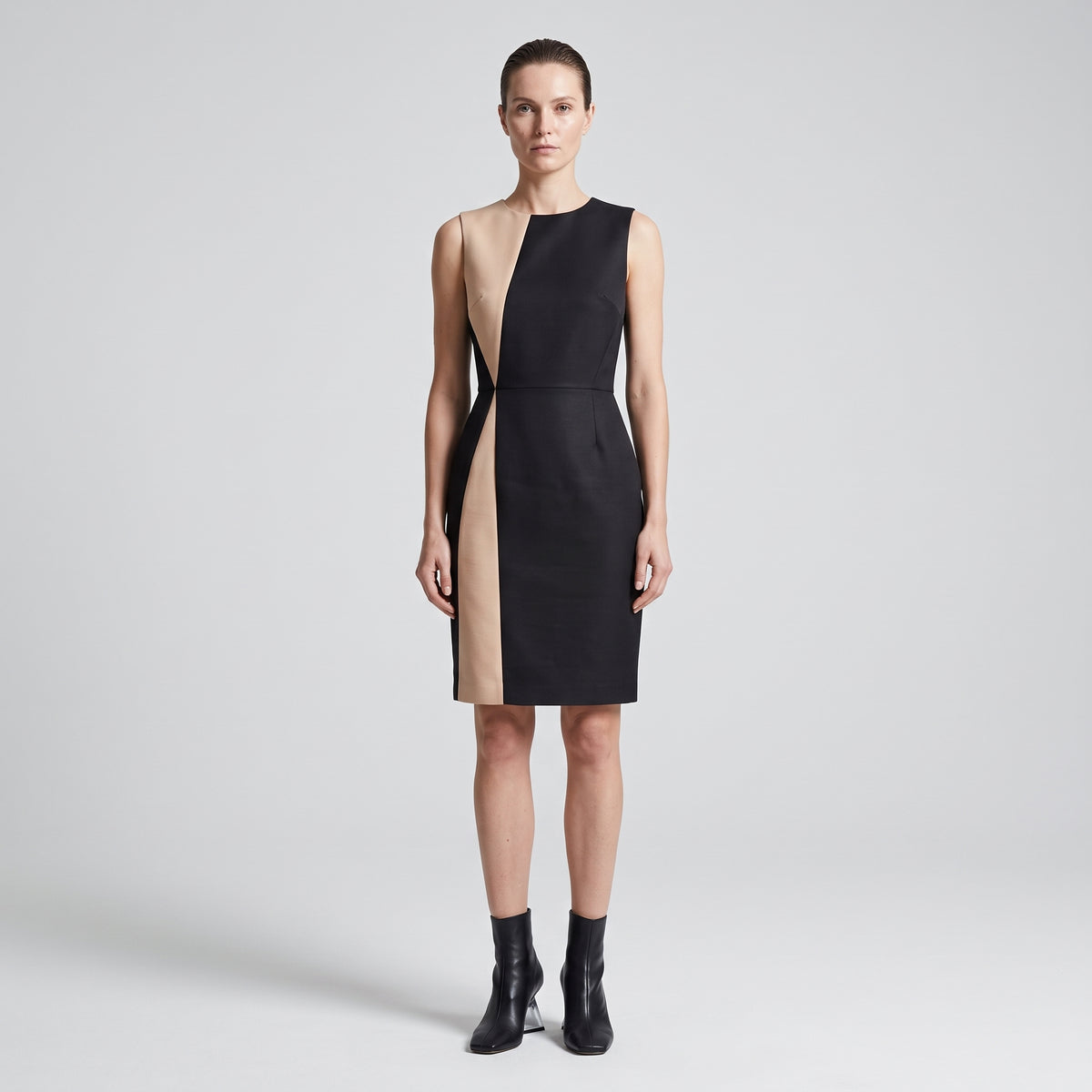 Colorblock Sleeveless Tailored Sheath Dress