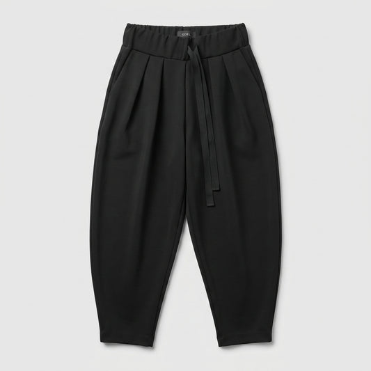 Black Pleated Cropped Trousers