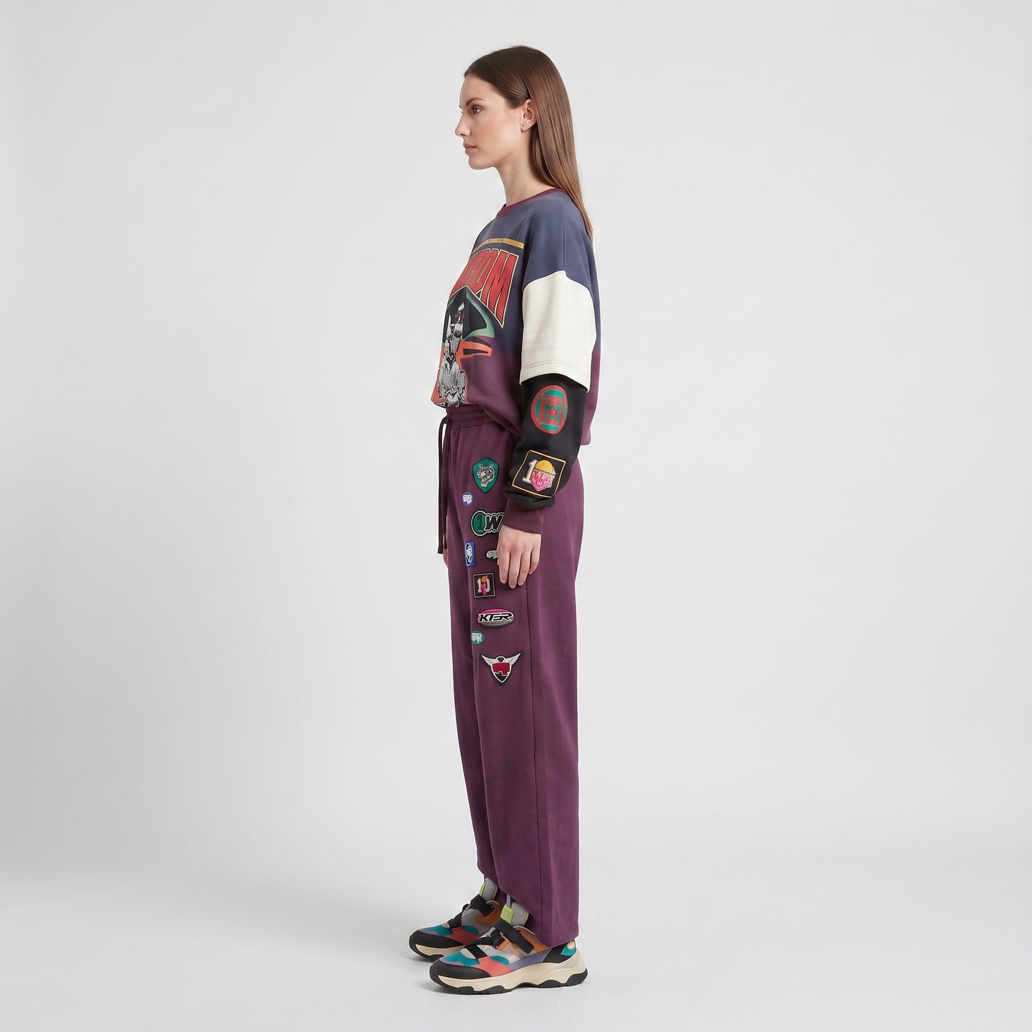 Embroidered Patch Detail Sweatpants