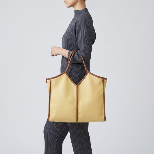 Calella Squared Leather Tote