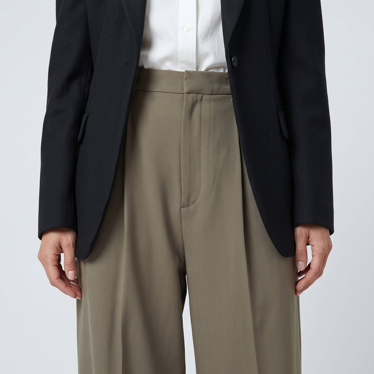 Tailored Wide Leg Pleated Trousers