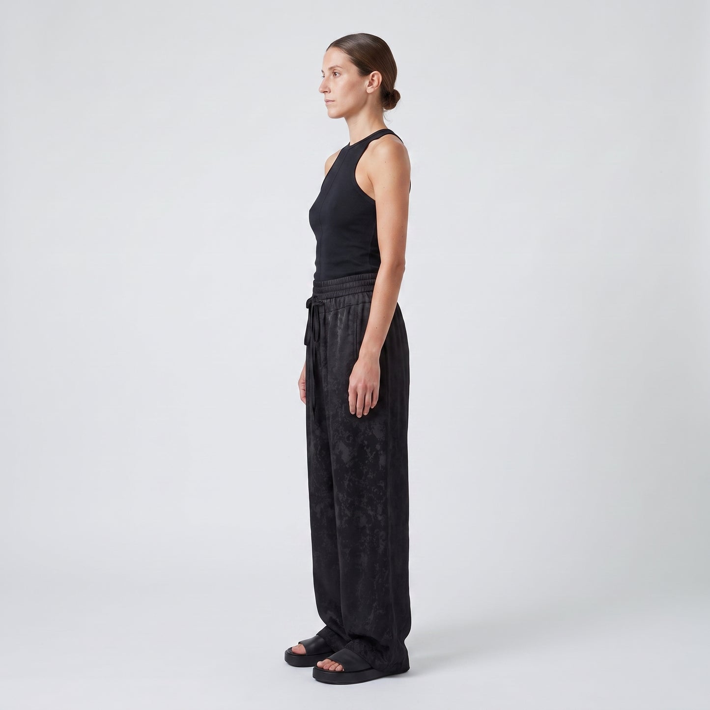 Textured Drawstring Relaxed Trousers