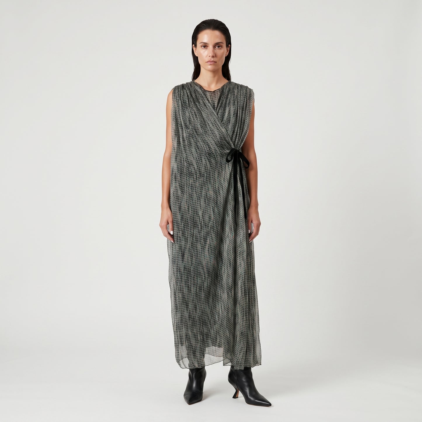 Printed Sleeveless Wrap Dress