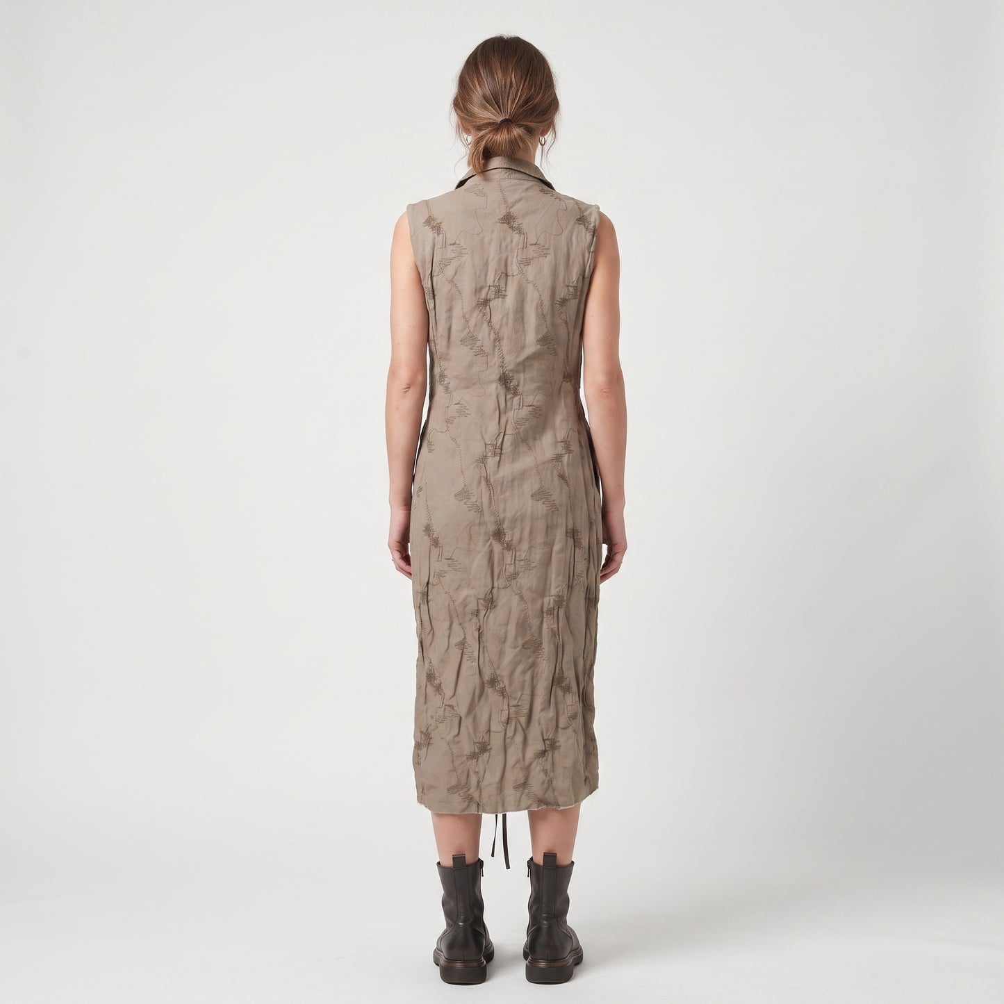 Embroidered Tailored Sleeveless Vest