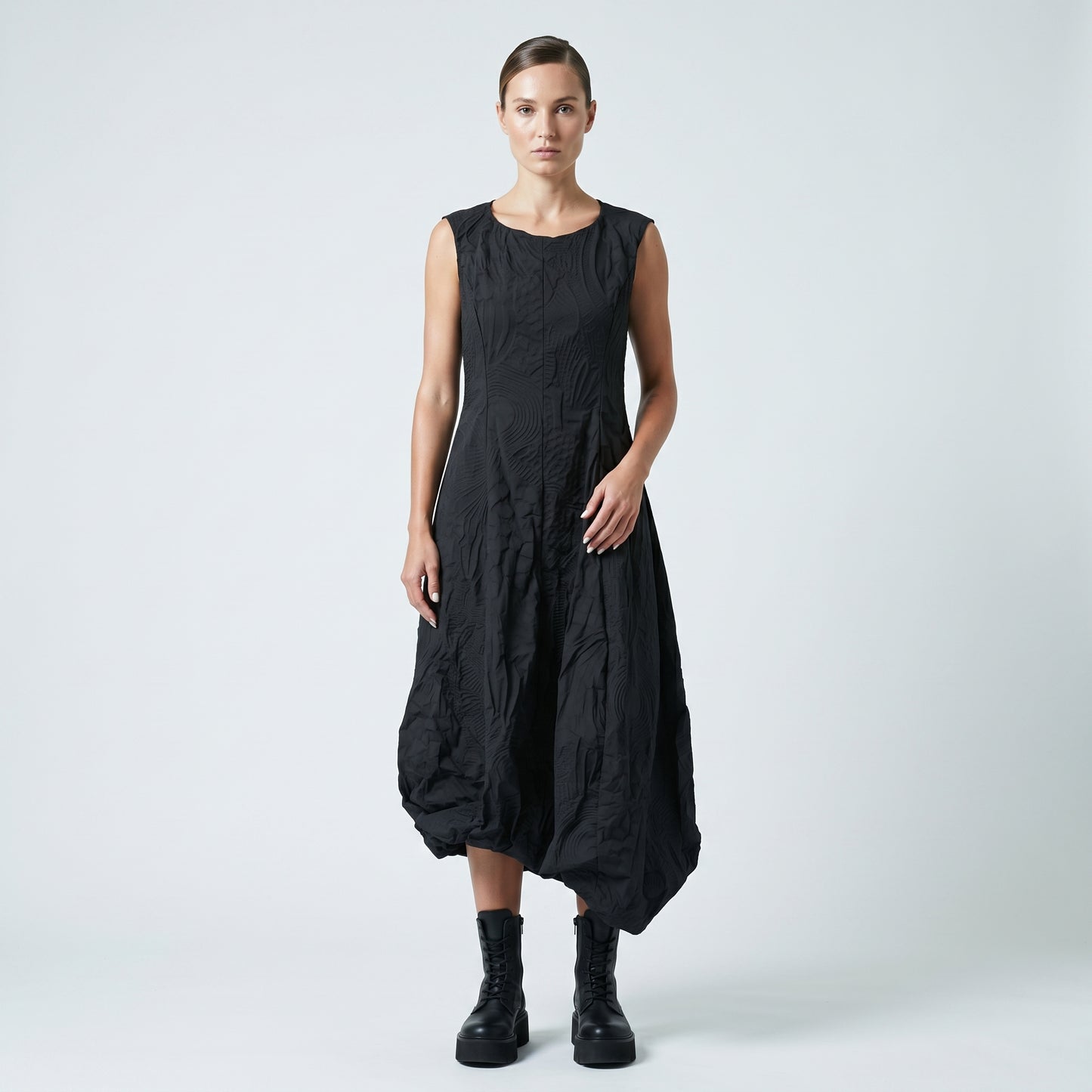 Textured Sleeveless Balloon Dress