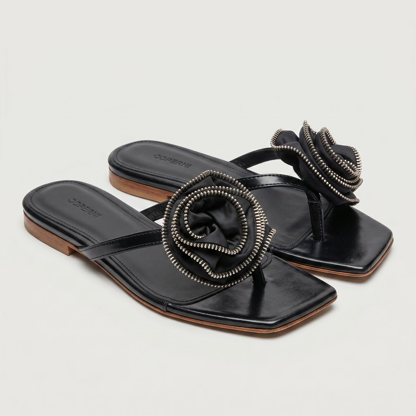 Embellished Zip Detail Leather SLIPPER
