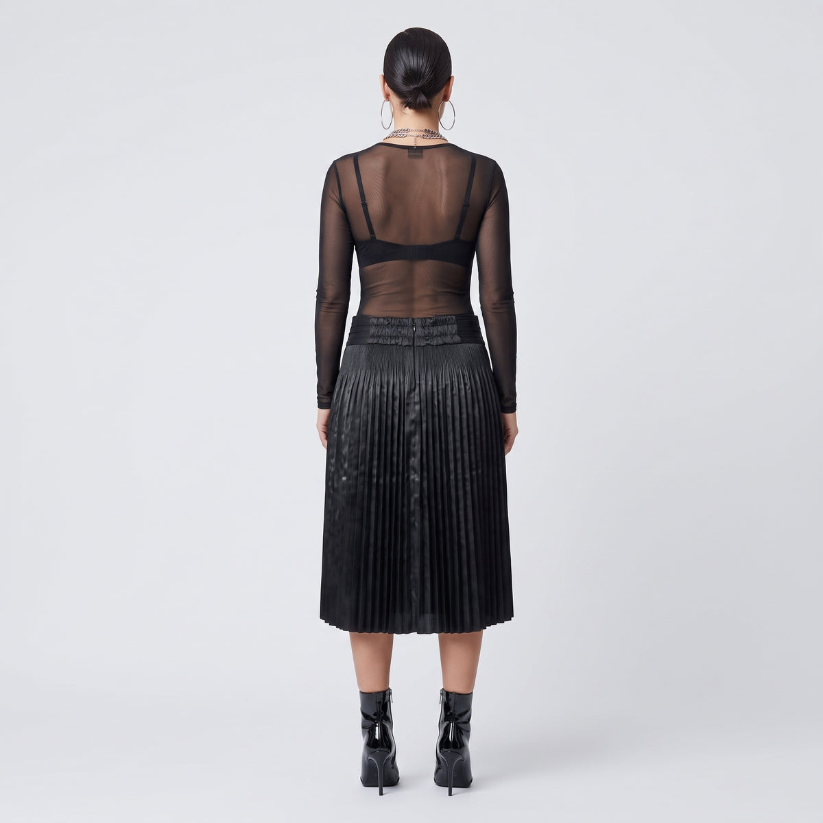 Elegant Black Pleated Midi Skirt