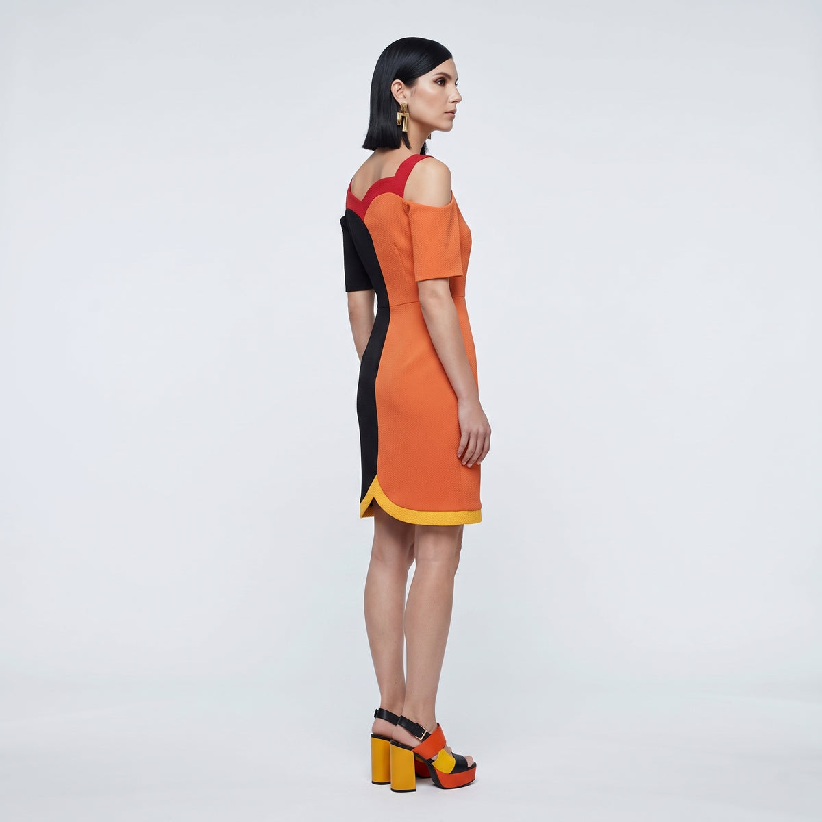 Colorblock Cold Shoulder Sheath Dress
