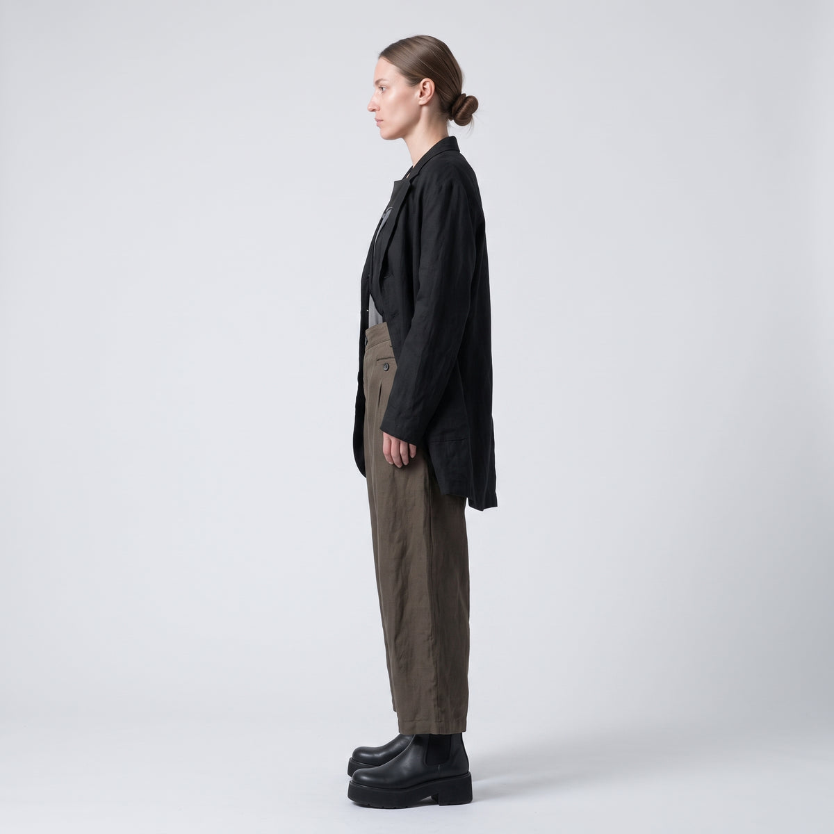 Relaxed Olive Linen Cropped Trousers
