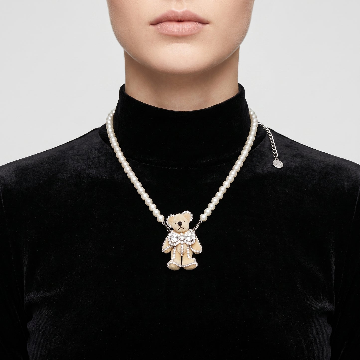 Crystal Embellished Teddy Pearl Necklace