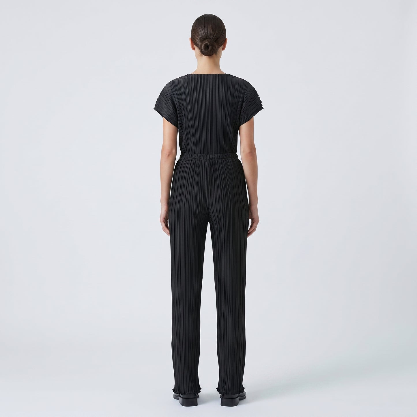 Elegant Black Pleated Trousers