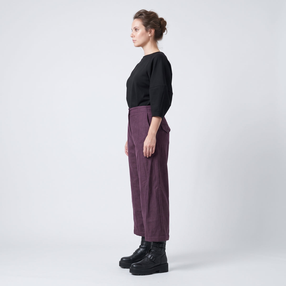Deep Purple Linen Cropped Trousers