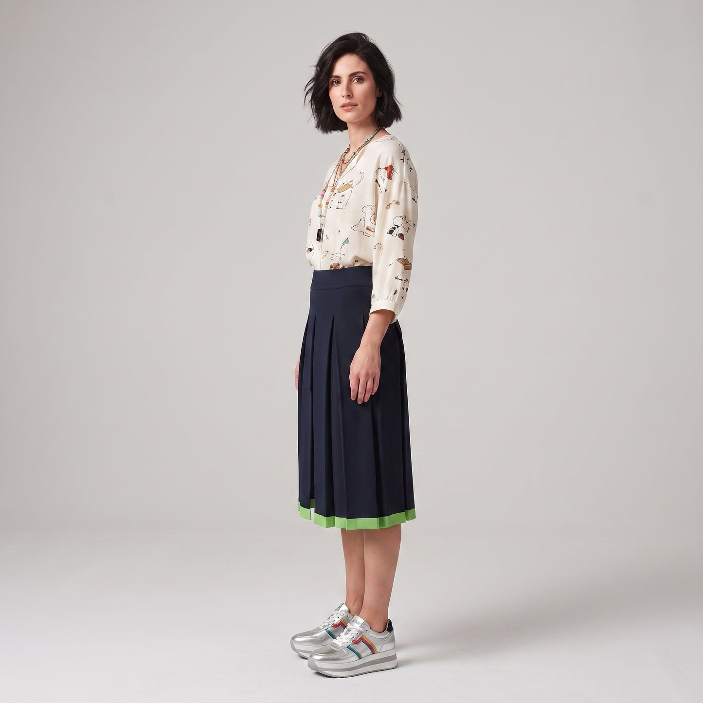 Pleated Navy Knit Skirt