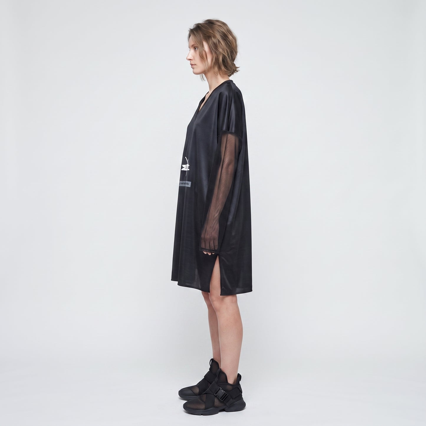 Graphic Mesh V-Neck Tunic