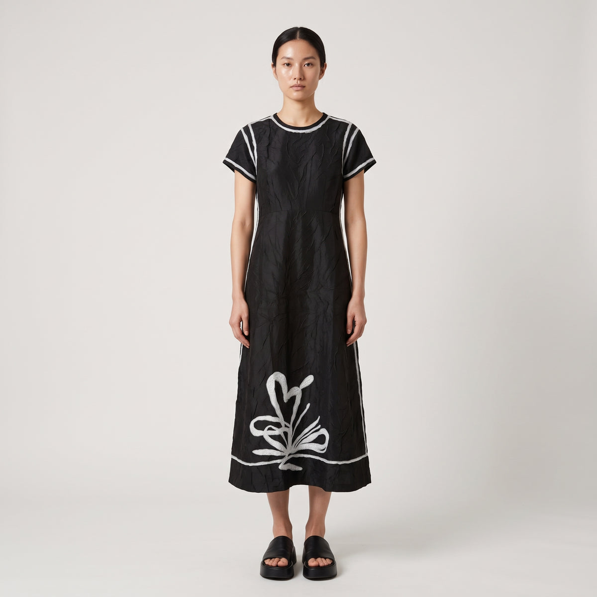 Embroidered Contrast Trim Midi Dress