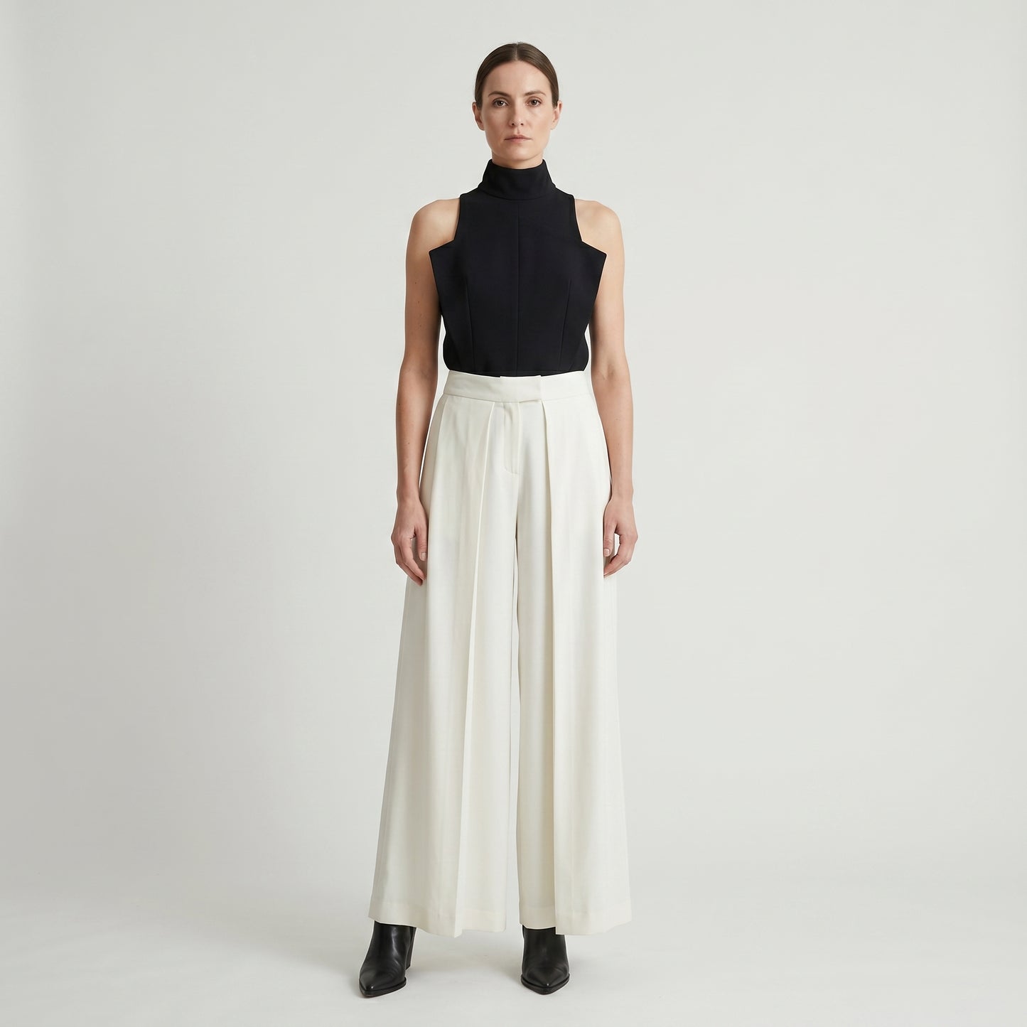 Pleated Wide Leg Tailored Trousers