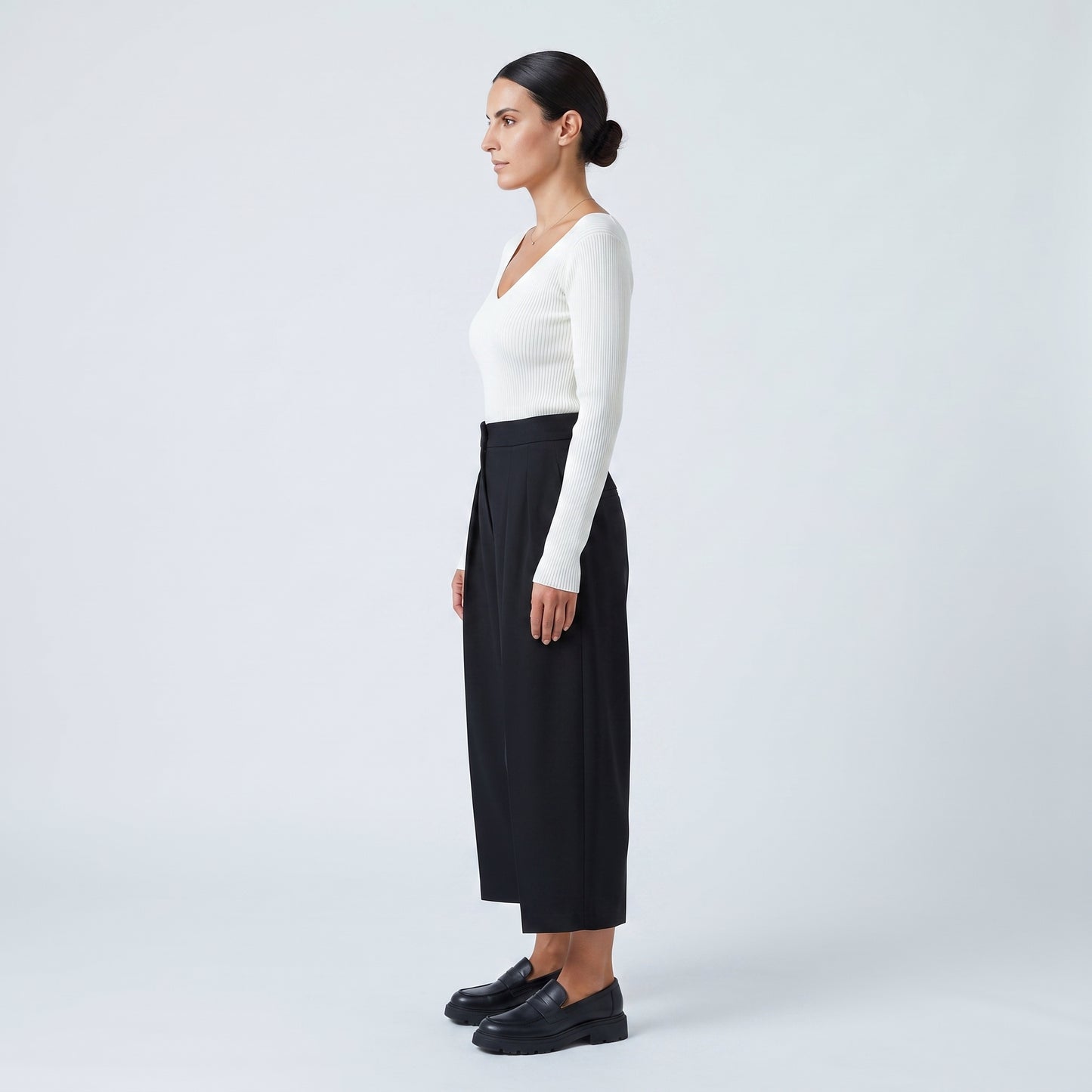 Elegant Ribbed V-Neck Sweater