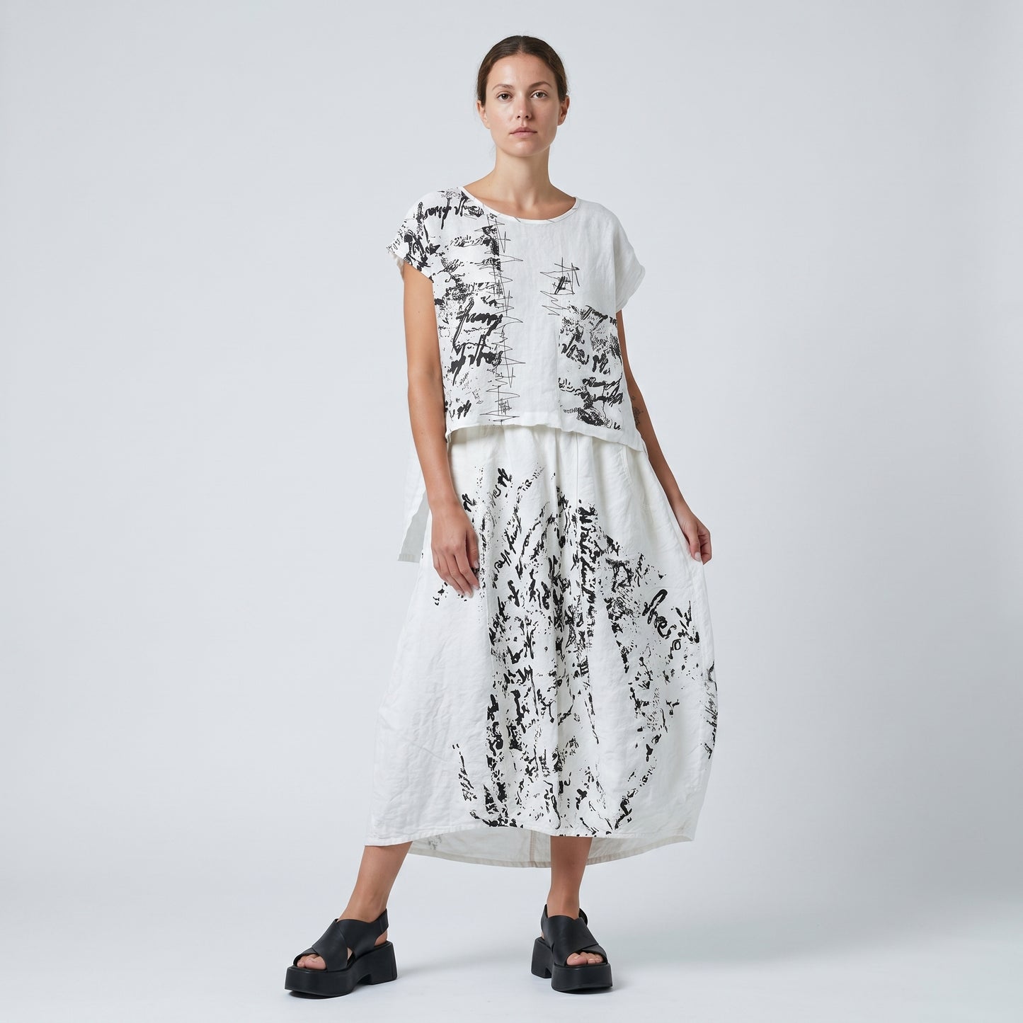 Abstract Print Linen Top