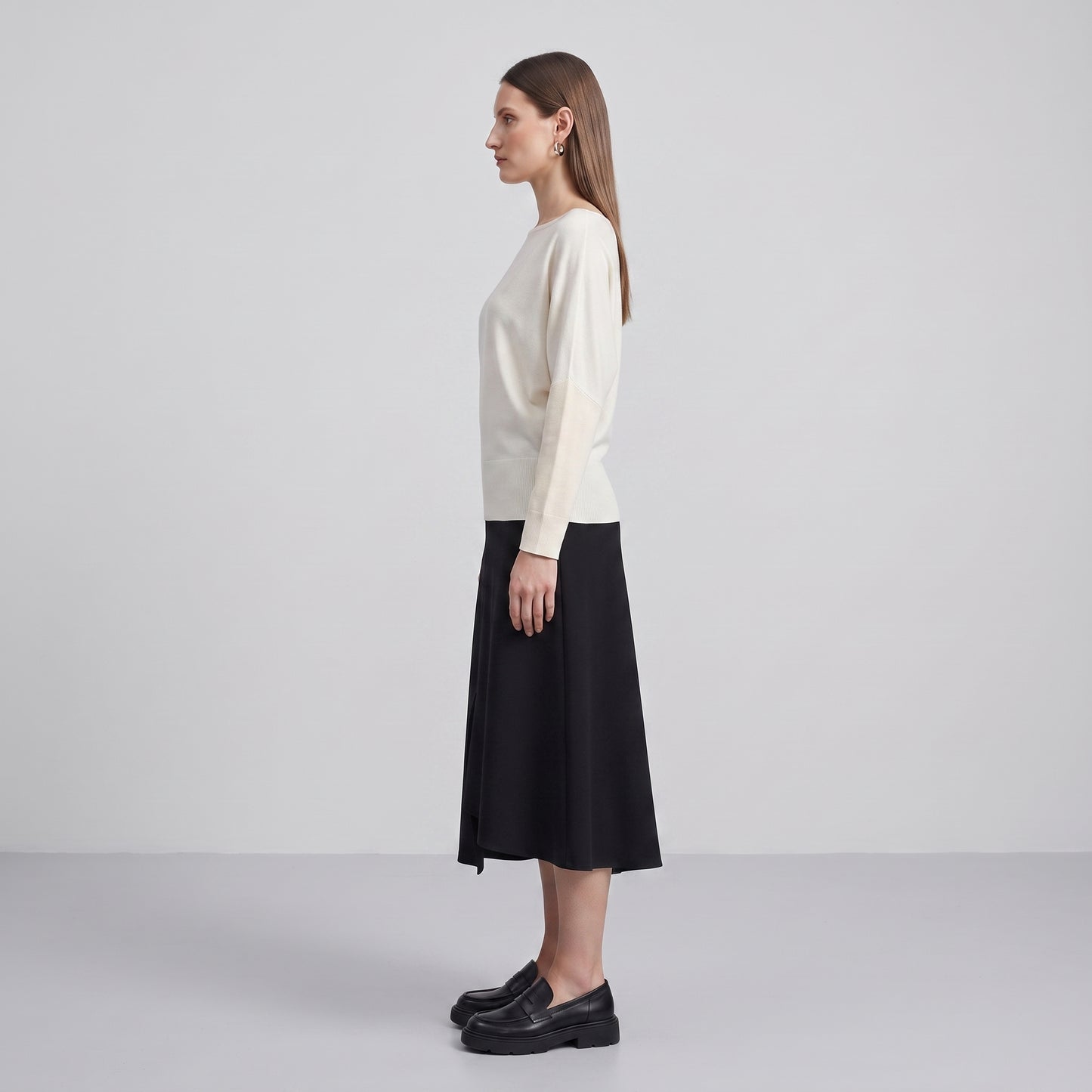 Elegant Boat Neck Knit Sweater