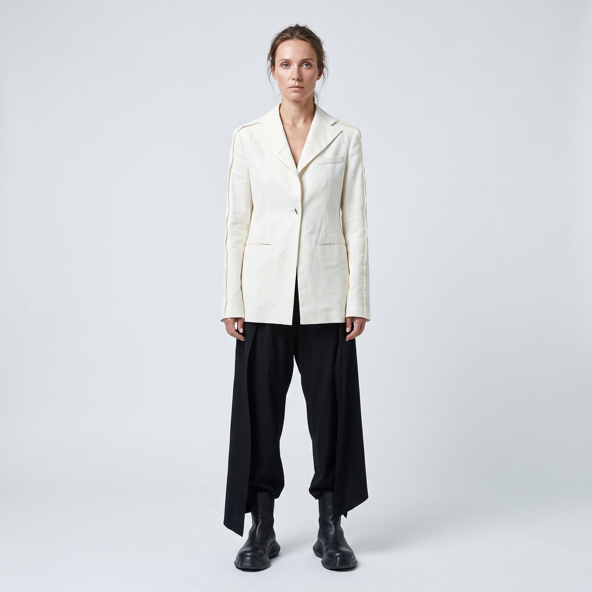 Tailored Off-White Linen Blazer