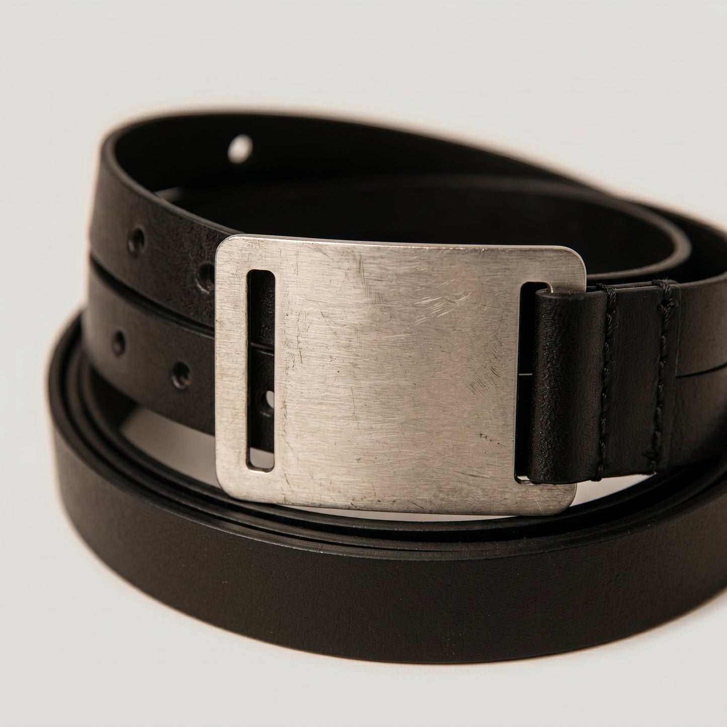 Minimalist Brushed Buckle Leather Belt